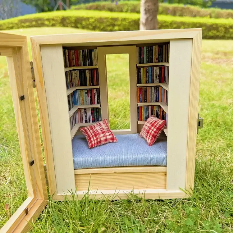 Book Nook & Minibooks